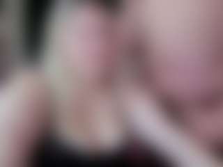 Piggy Rose 🐷🌹's Live Sex Cam Show
