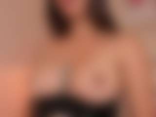 Aily Yozuko's Live Sex Cam Show