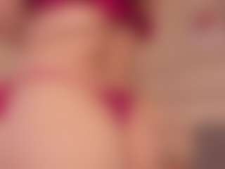 Live cam show with Aily Yozuko - Ass Bouncing on crypto-cams