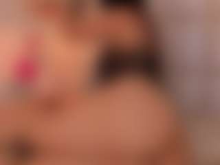 Aily Yozuko's Live Sex Cam Show