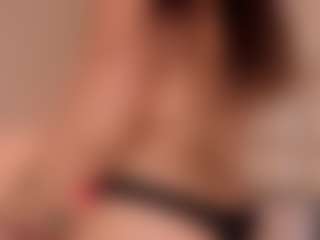 Aily Yozuko's Live Sex Cam Show