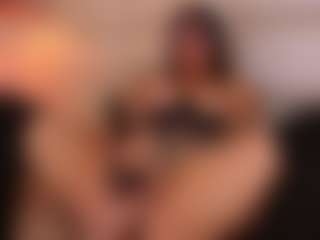 Aily Yozuko's Live Sex Cam Show