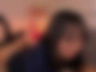 Live cam show with Aily Yozuko - Teen (18+) on Uber Horny