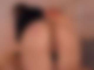 Aily Yozuko's Live Sex Cam Show