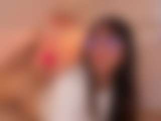 Live cam show with Aily Yozuko - Skinny on Sweet Sext