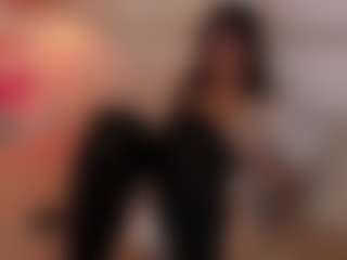 Aily Yozuko's Live Sex Cam Show