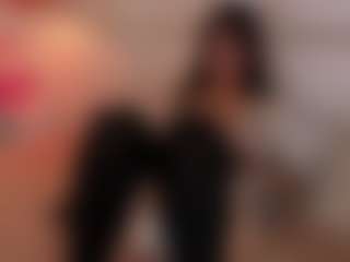 Aily Yozuko's Live Sex Cam Show