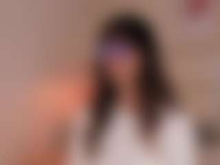 Aily Yozuko's Live Sex Cam Show