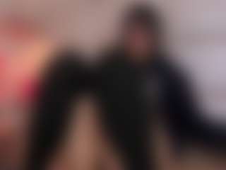 Live cam show with Aily Yozuko - Facial Piercings on Soda Cam