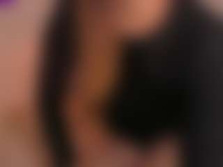 Aily Yozuko's Live Sex Cam Show