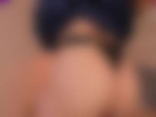 Aily Yozuko's Live Sex Cam Show