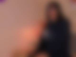 Aily Yozuko's Live Sex Cam Show