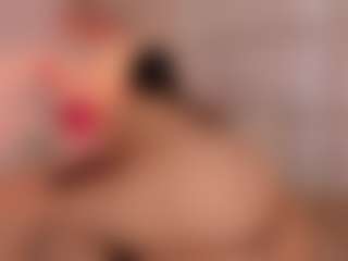 Aily Yozuko's Live Sex Cam Show