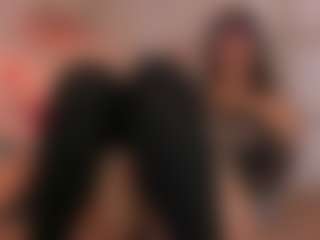 Aily Yozuko's Live Sex Cam Show