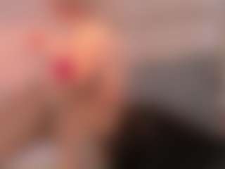 Aily Yozuko's Live Sex Cam Show