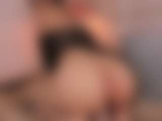 Aily Yozuko's Live Sex Cam Show