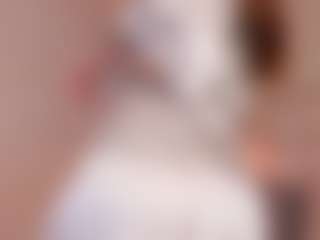 Aily Yozuko's Live Sex Cam Show