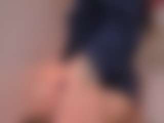 Show de cam en vivo con Aily Yozuko - Strip Asian en Camsoda
