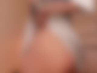Aily Yozuko's Live Sex Cam Show