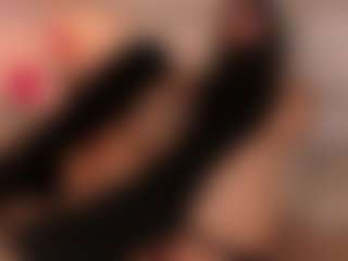 Aily Yozuko's Live Sex Cam Show