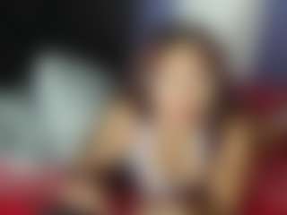 Live cam show with JULIIANA FOSTER - Tease Red Hair on live.xheat.ai