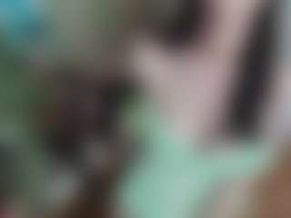 Live cam show with Bunni Button - Shaved Pussy Brown Hair on Instabang
