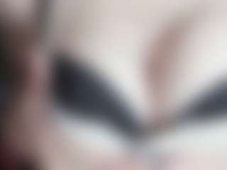 Bunni Button's Live Sex Cam Show