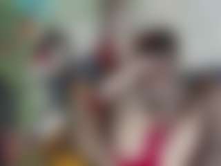 Live cam show with Bunni Button - Shaved Pussy on Camsoda