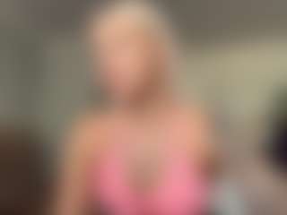 Live cam show with HotSweetbb - Bikini on Streamer API
