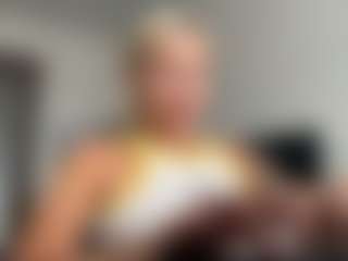 Live cam show with HotSweetbb - Thong on dropp.cam