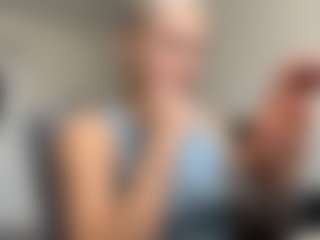 Live cam show with HotSweetbb - Athletic on Gym Cam Girls