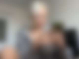 Live cam show with HotSweetbb - HD on eurowanks.com
