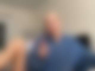 Live cam show with HotSweetbb - Blonde Hair on TastyBlacksLive