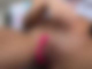Live cam show with HotSweetbb - Squirt on Cam Slut
