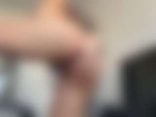 Live cam show with HotSweetbb - Small Tits on Camsoda