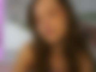 Live cam show with NatashaMiala - Eating Pussy on CamSodaAdn