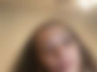 Live cam show with Sapphire Storm - Brown Hair on chickslive.net