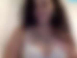 Sapphire Storm's Live Sex Cam Show
