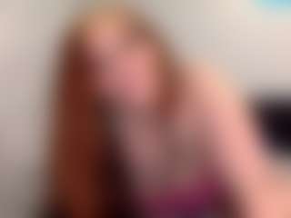 Sapphire Storm's Live Sex Cam Show
