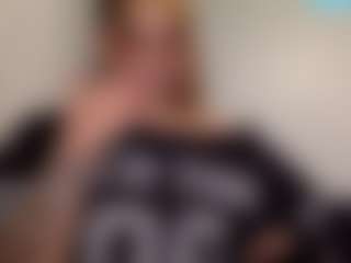 Sapphire Storm's Live Sex Cam Show