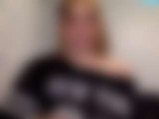 Sapphire Storm's Live Sex Cam Show
