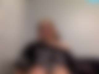 Sapphire Storm's Live Sex Cam Show