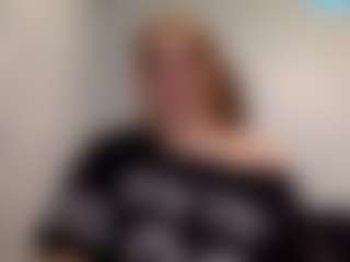 Sapphire Storm's Live Sex Cam Show