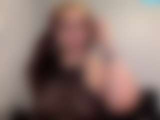 Sapphire Storm's Live Sex Cam Show