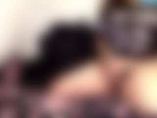 Sapphire Storm's Live Sex Cam Show