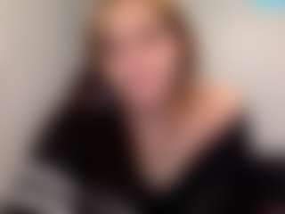 Sapphire Storm's Live Sex Cam Show