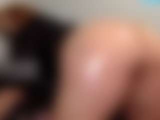 Sapphire Storm's Live Sex Cam Show