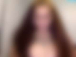 Sapphire Storm's Live Sex Cam Show