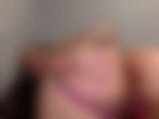 Sapphire Storm's Live Sex Cam Show