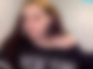 Live cam show with Sapphire Storm - Bikini on Dolls Live